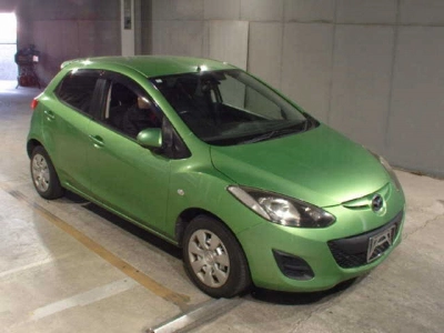 MAZDA DEMIO