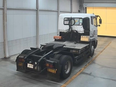 MITSUBISHI FUSO