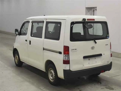 TOYOTA LITE ACE VAN