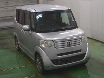 HONDA N BOX +