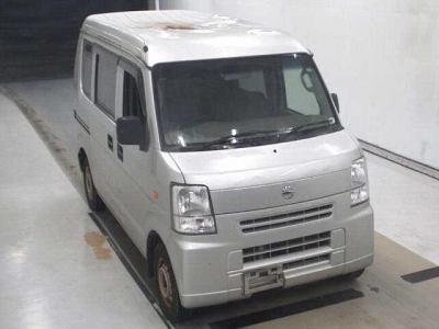 NISSAN NV100 CLIPPER