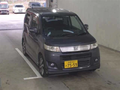 SUZUKI WAGON R STINGRAY