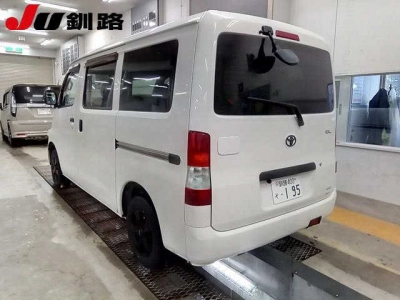 TOYOTA LITE ACE VAN