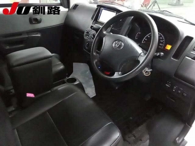 TOYOTA LITE ACE VAN