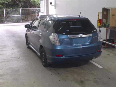 HONDA FIT SHUTTLE