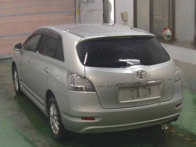 TOYOTA MARK X ZIO