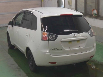 MITSUBISHI COLT PLUS