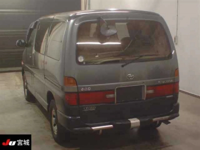 TOYOTA GRANVIA
