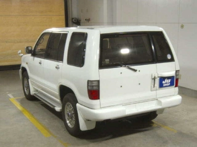 ISUZU BIGHORN