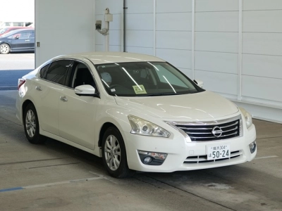 NISSAN TEANA