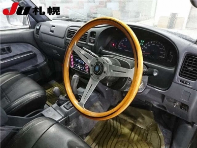 TOYOTA HILUX PICK UP