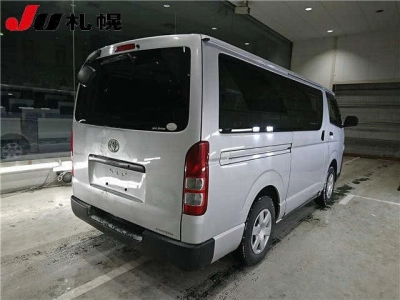 TOYOTA REGIUS VAN