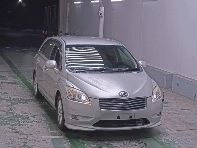 TOYOTA MARK X ZIO
