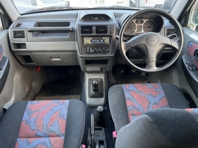 MITSUBISHI PAJERO MINI