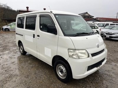 TOYOTA TOWN ACE