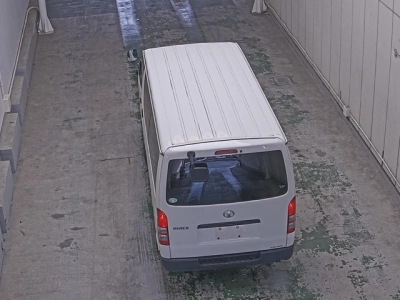 TOYOTA HIACE