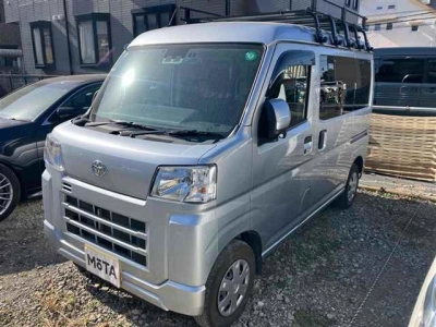 TOYOTA PIXIS VAN