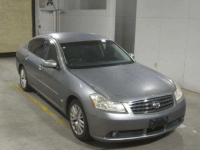 NISSAN FUGA