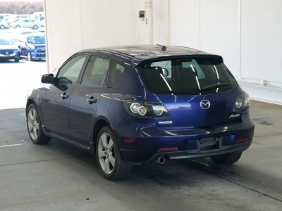 MAZDA AXELA SPORT