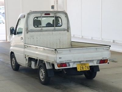 NISSAN CLIPPER