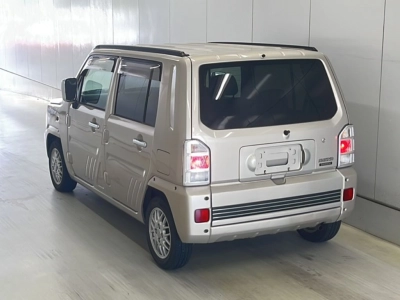 DAIHATSU NAKED