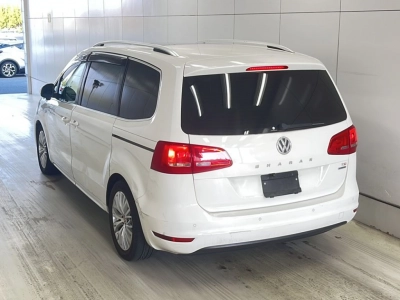 VOLKSWAGEN SHARAN
