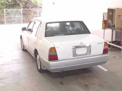TOYOTA CROWN COMFORT