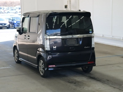 HONDA N BOX CUSTOM