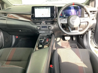 NISSAN AURA