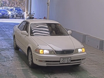 TOYOTA MARK II
