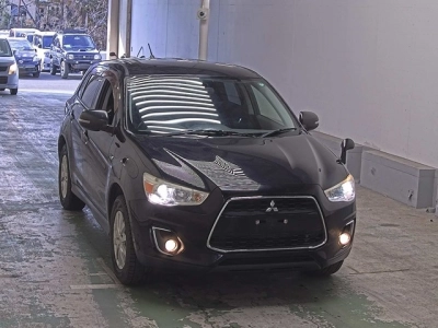 MITSUBISHI RVR
