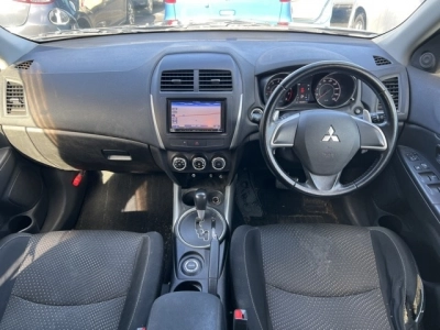 MITSUBISHI RVR