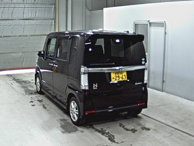 HONDA N BOX CUSTOM