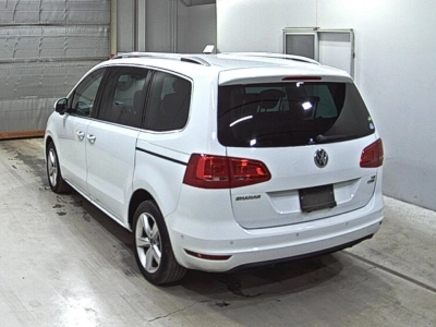 VOLKSWAGEN SHARAN