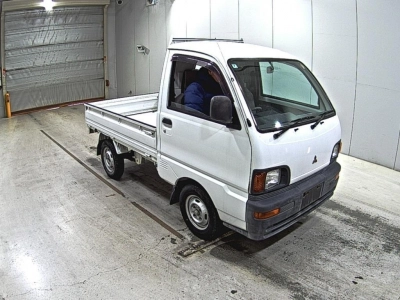 MITSUBISHI MINICAB TRUCK