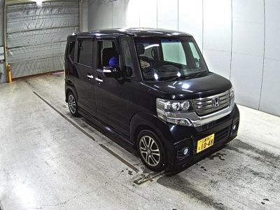 HONDA N BOX CUSTOM