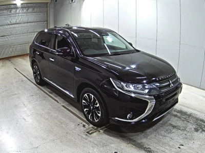 MITSUBISHI OUTLANDER PHEV