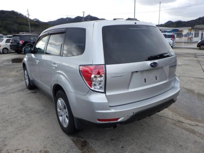 SUBARU FORESTER