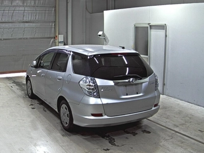 HONDA FIT SHUTTLE HYBRID