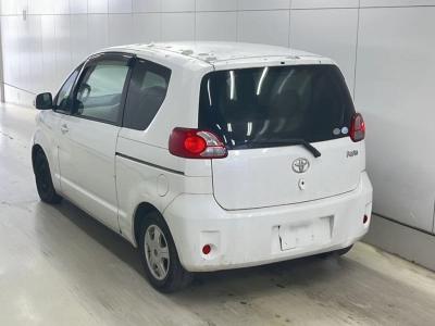 TOYOTA PORTE
