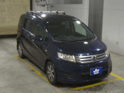 HONDA FREED SPIKE