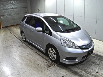 HONDA FIT SHUTTLE HYBRID
