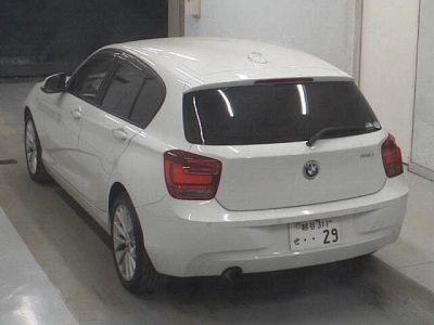 BMW 1 SERIES