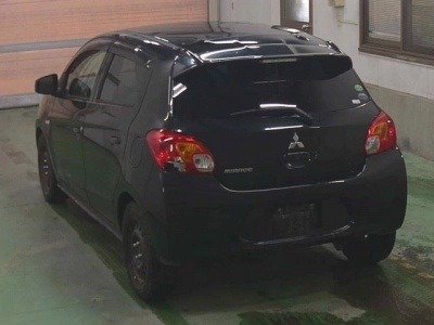 MITSUBISHI MIRAGE