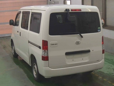 TOYOTA LITE ACE VAN