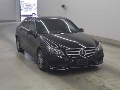 MERCEDES BENZ E CLASS
