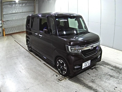 HONDA N BOX CUSTOM