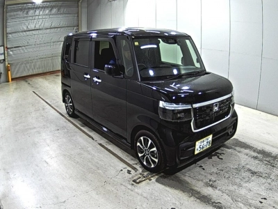 HONDA N BOX CUSTOM