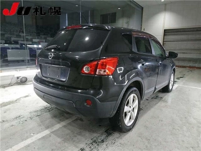 NISSAN DUALIS