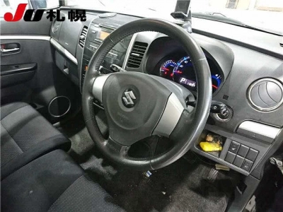 SUZUKI WAGON R STINGRAY